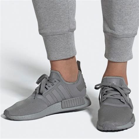 adidas sneaker herren schwarz grau|Graue adidas Sneaker für Herren .